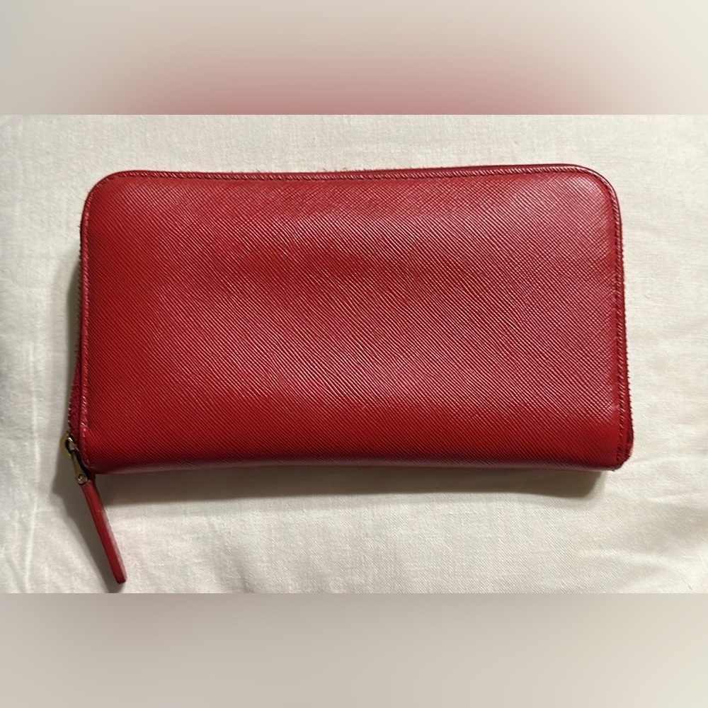 PRADA Logo Ribbon Long Bifold Wallet Saffiano Leather Red - Picture 2 of 6